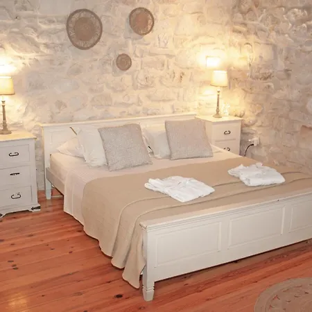 Otel Arcus 4*