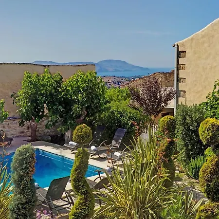 Hotel Arcus Suites Argiroupolis