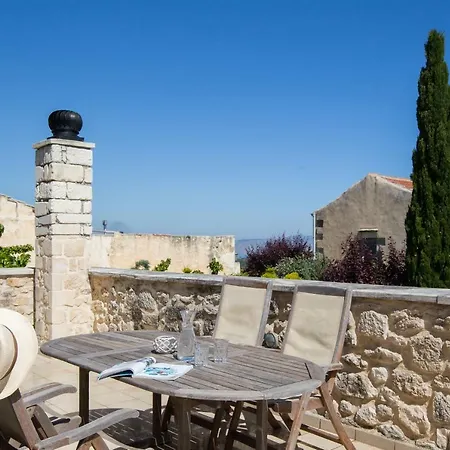 Hotel Arcus Suites 4*