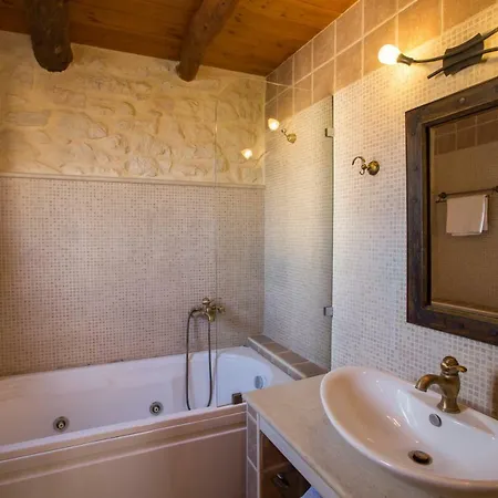 Arcus Suites Hotel Argiroupolis