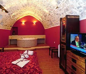 Arcus Hotel Aryiroúpolis